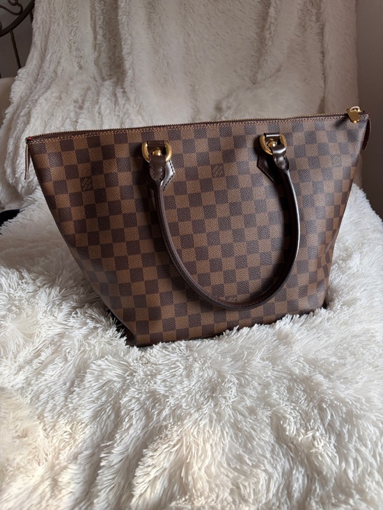 Louis Vuitton Handbags - Louis Vuitton Saleya MM